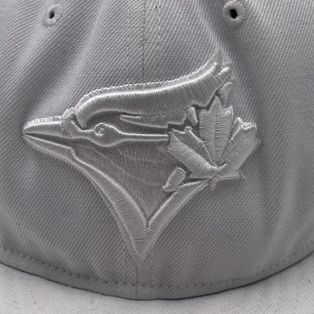 Toronto Blue Jays Hat Whiteout New Era 9Fifty‎ SnapBack White Flatbill Cleaned